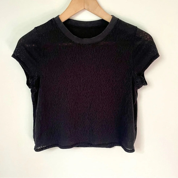 Lululemon  Cates Tee Black Sheer - Picture 2 of 5